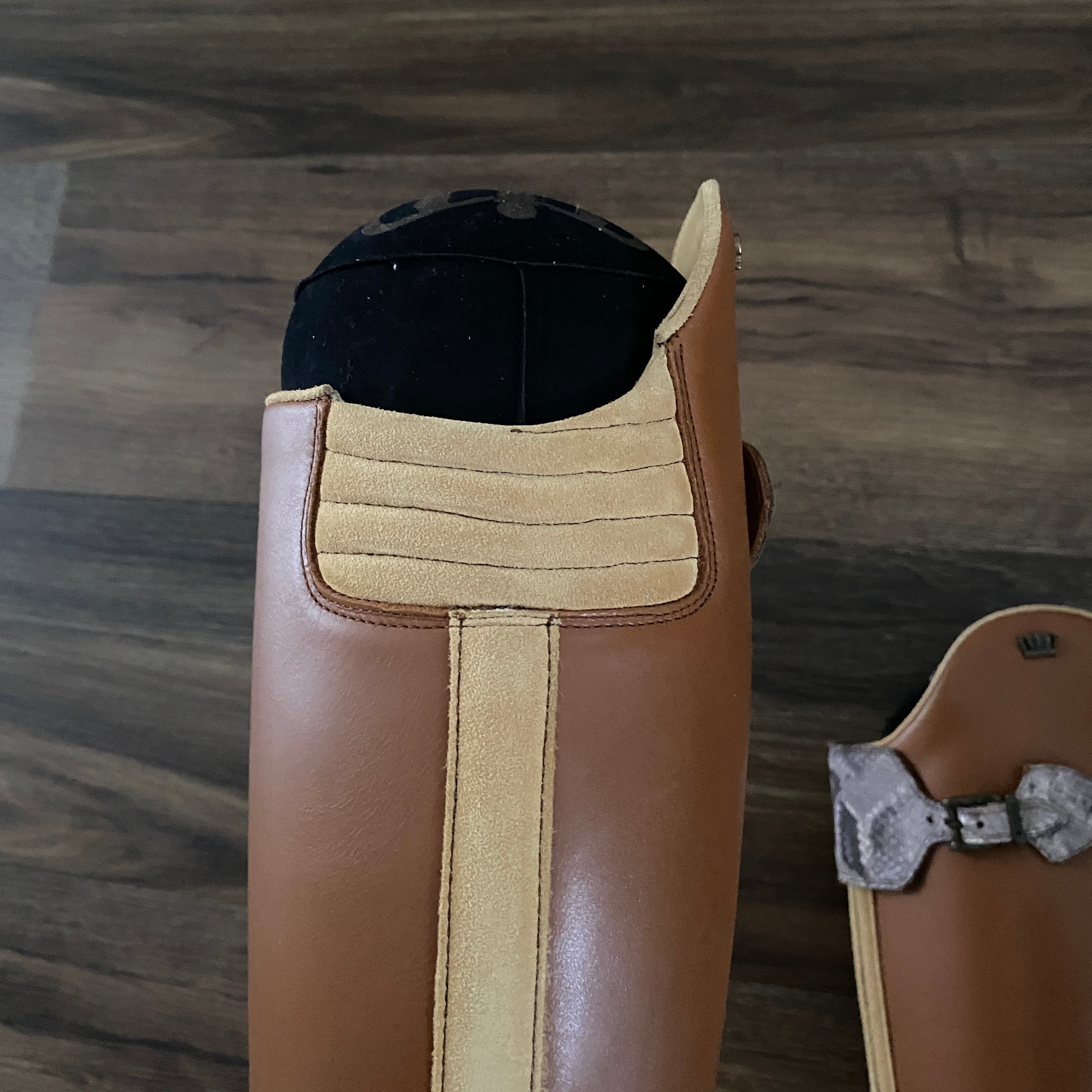 London 02 (42/A/XL) image 3